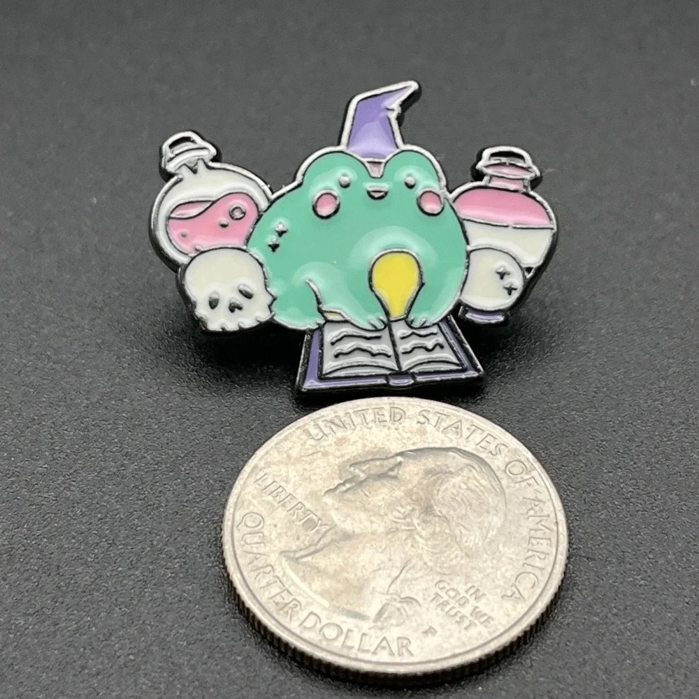 Frog‎ Wizard Spells Potions Skulls Cute Enamel Lapel Hat Pin
